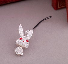 女人飾界 可愛小兔子吊墜手機掛鏈配飾項墜的廠家直銷優(yōu)勢